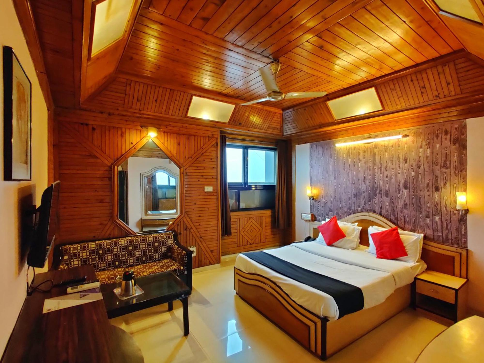 Hotel Pratap Heritage Mahabaleshwar Exterior photo