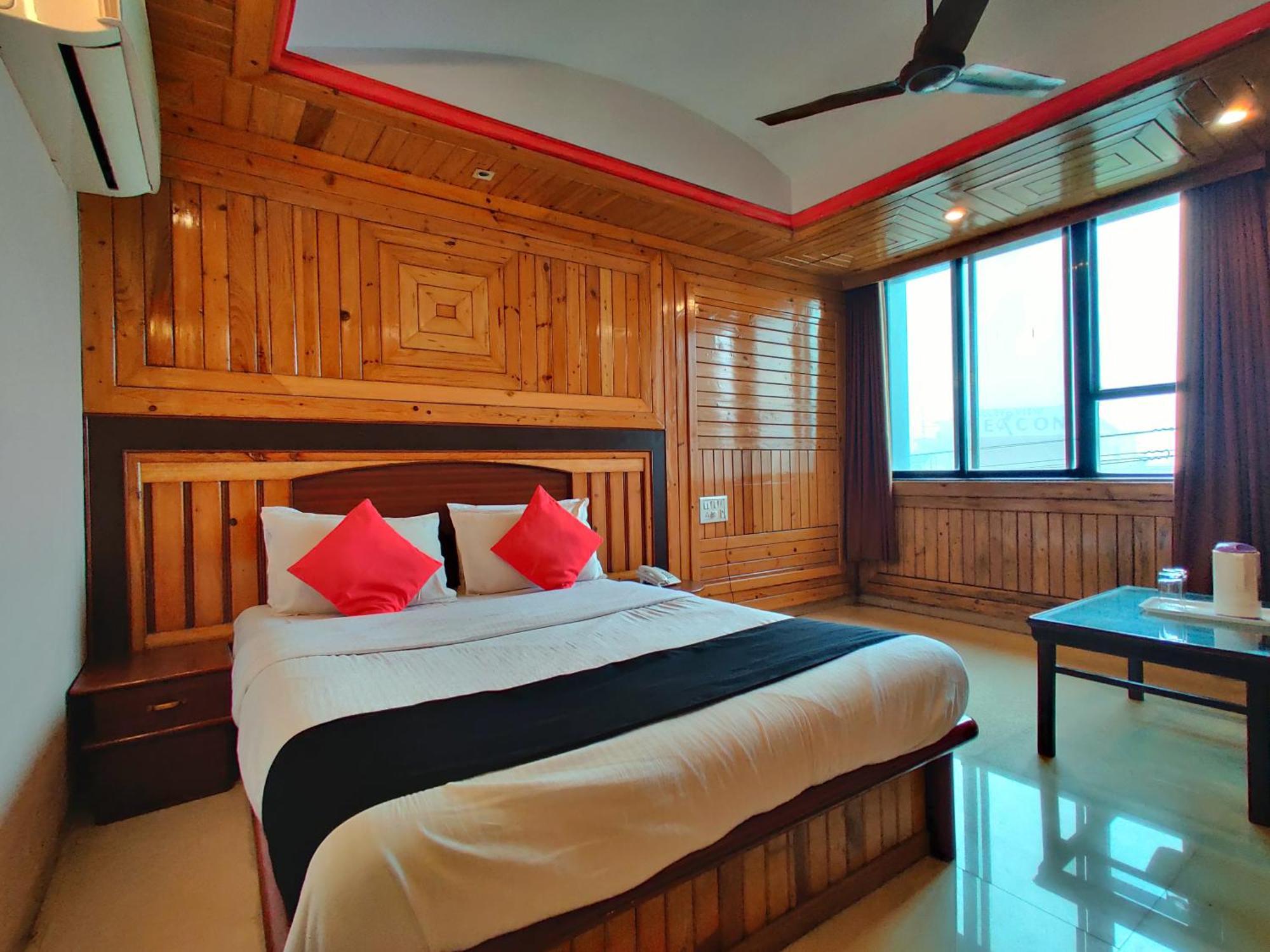 Hotel Pratap Heritage Mahabaleshwar Exterior photo
