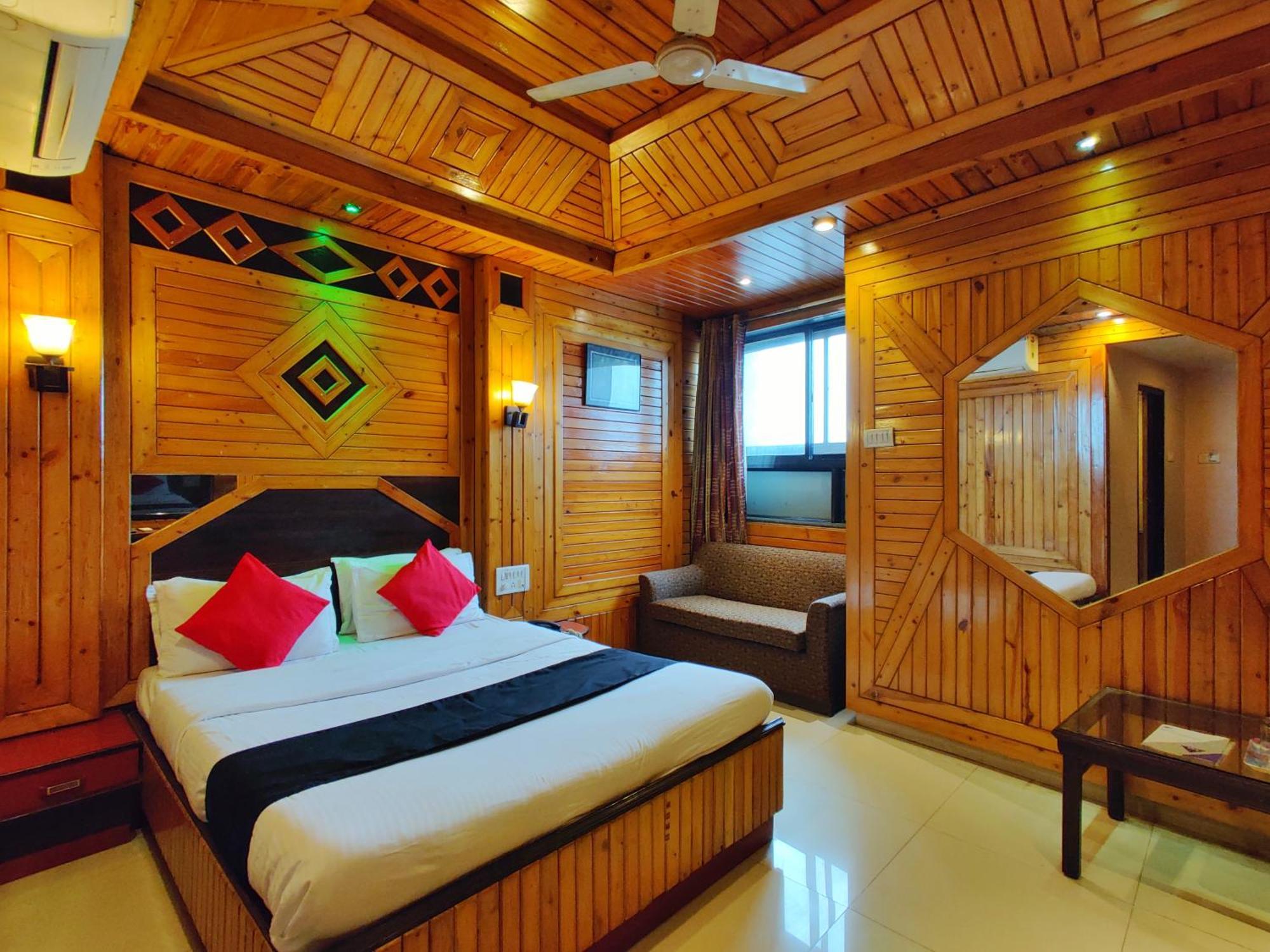 Hotel Pratap Heritage Mahabaleshwar Exterior photo